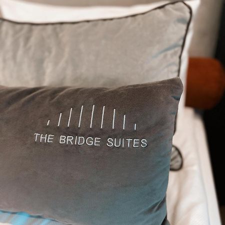 The Bridge Suites Hotel Kraków Eksteriør billede